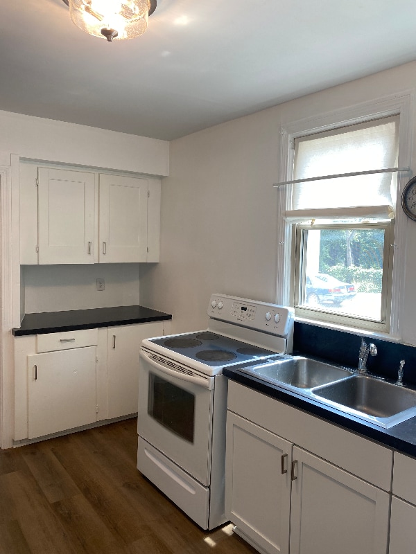 Building Photo - 1017 N Mantua St