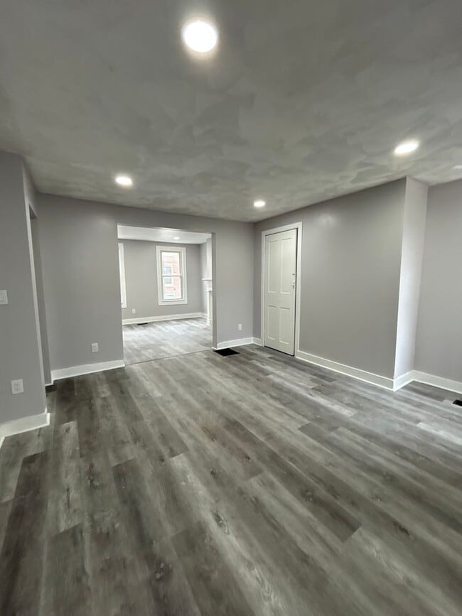 Building Photo - 53 N Stockton St