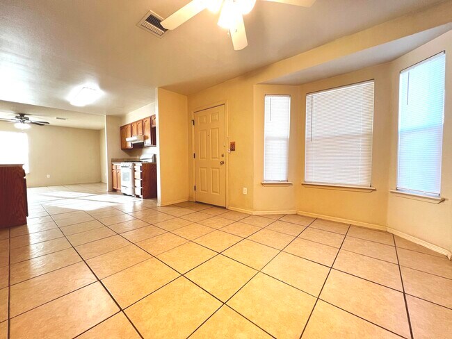 Building Photo - 10183 Dijon Pl