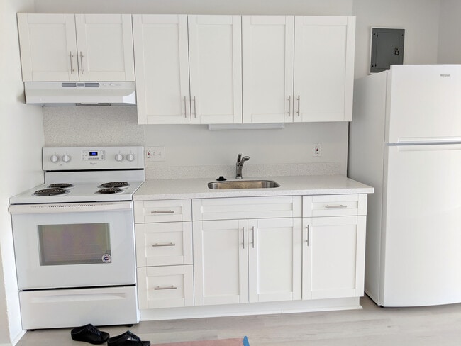 Building Photo - 514N&amp;N