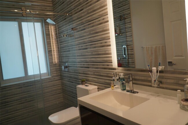 Building Photo - 17030 NW 19th Ct