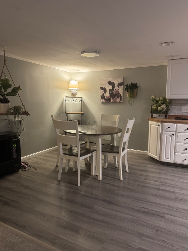 Building Photo - 194 Swamp Rd