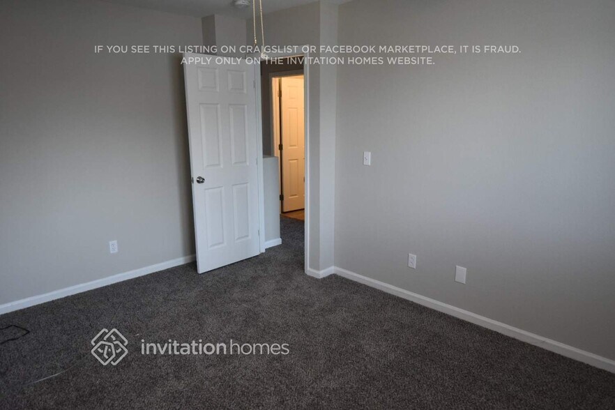 Building Photo - 12269 N Ivy Way