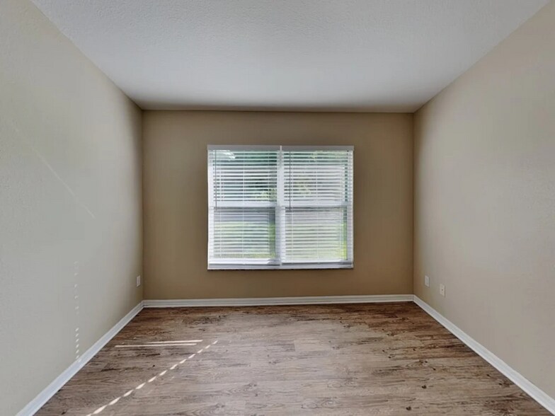 Building Photo - 3835 Springlake Village Ct