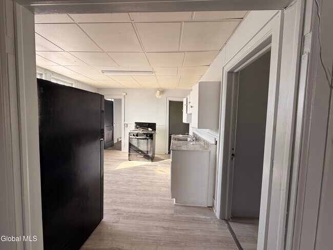 Building Photo - 11 Lefferts St