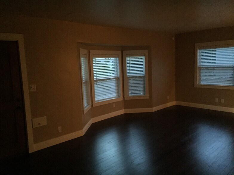Building Photo - 3007 Perryman Way