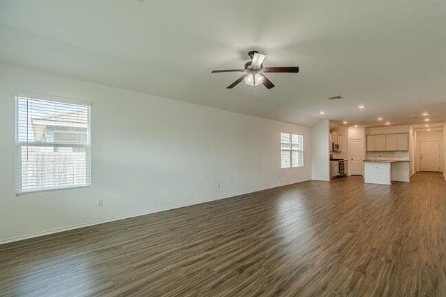 Building Photo - 341 Escondido Cir