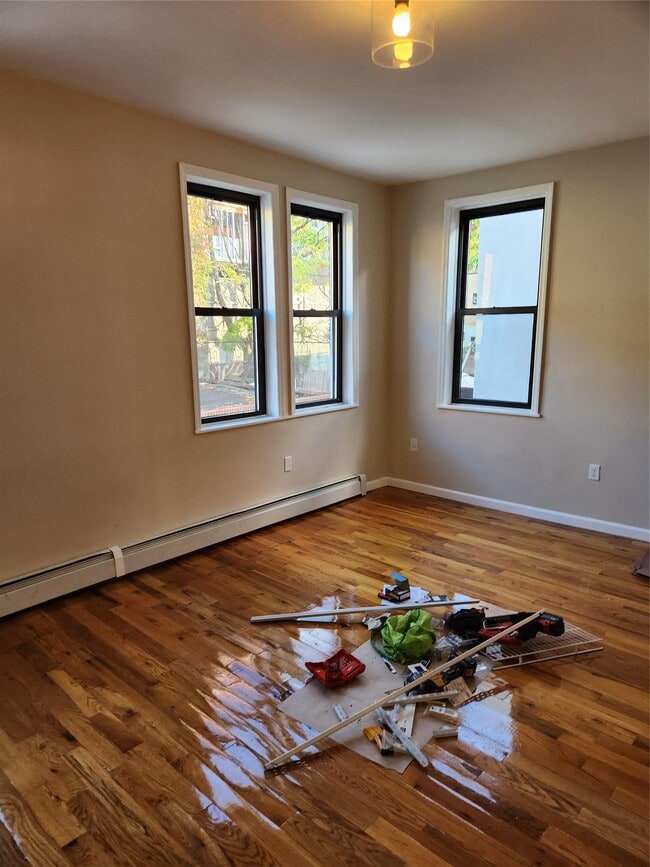 Building Photo - 3552 Willett Ave