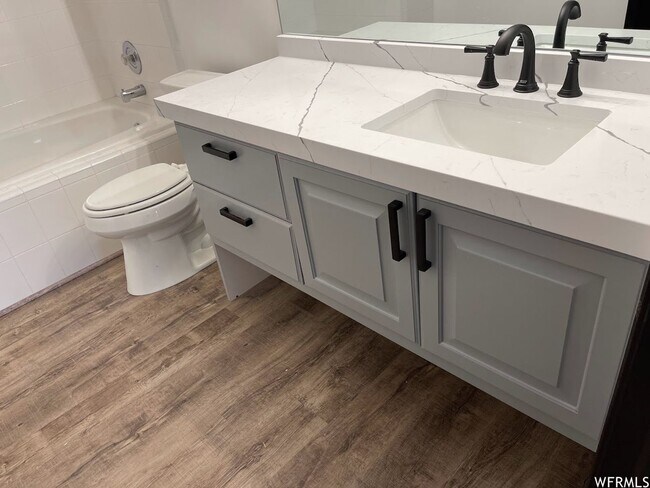 Building Photo - 4100 Sqft Gorgeous Home with Amazing Temple and Valley Views