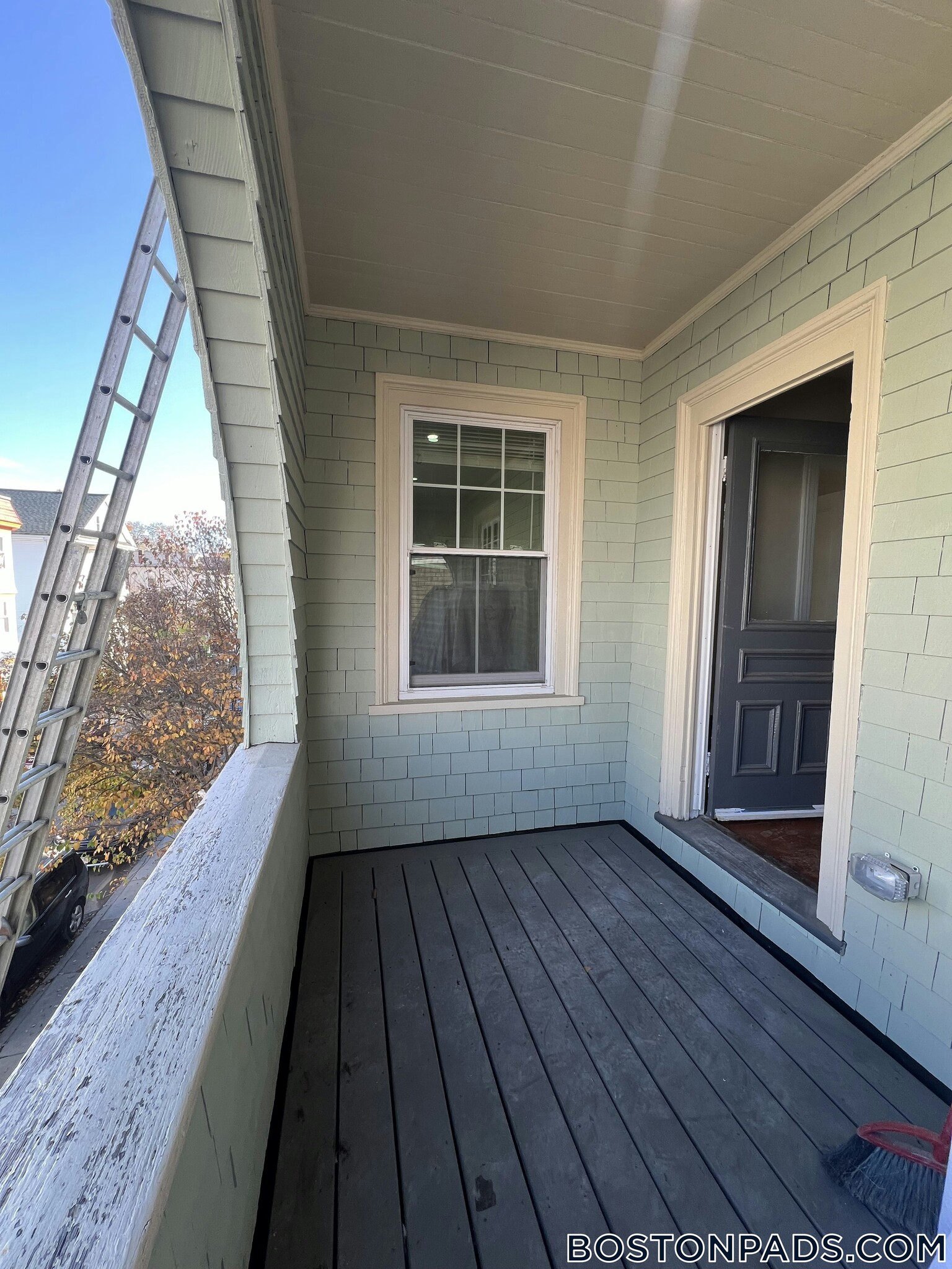 Building Photo - 49 Forbes St