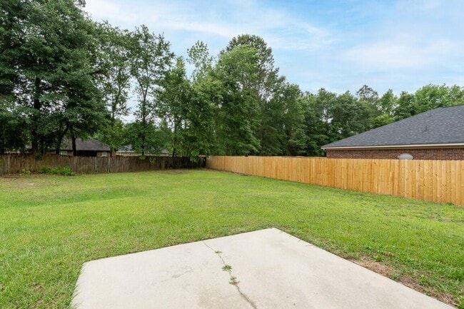 Building Photo - 1760 Tamarind Way
