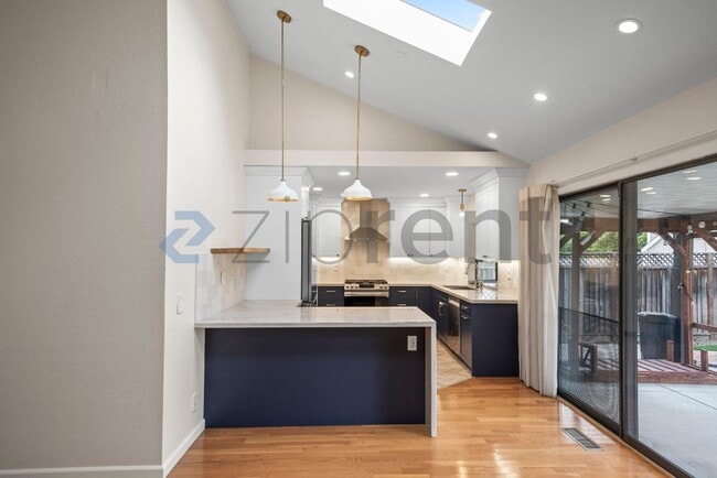 Building Photo - 4484 George Oaks Dr