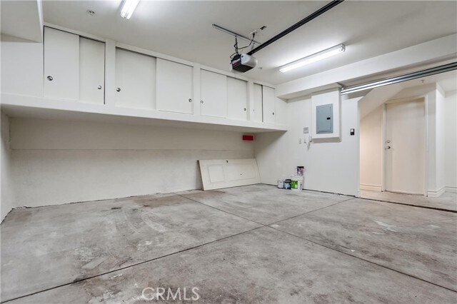 Building Photo - 623 Aviation Way