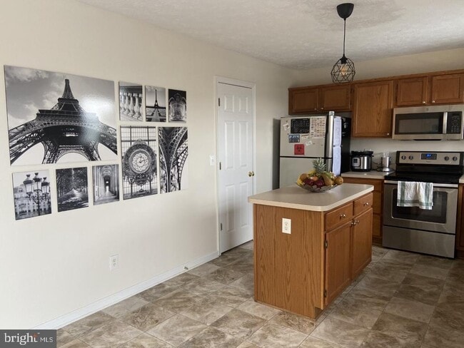 Building Photo - 107 Lighthouse Ln