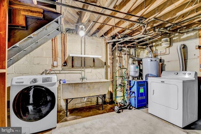 Building Photo - 7519 8th St NW