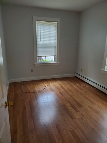Building Photo - 491 Whalley Ave