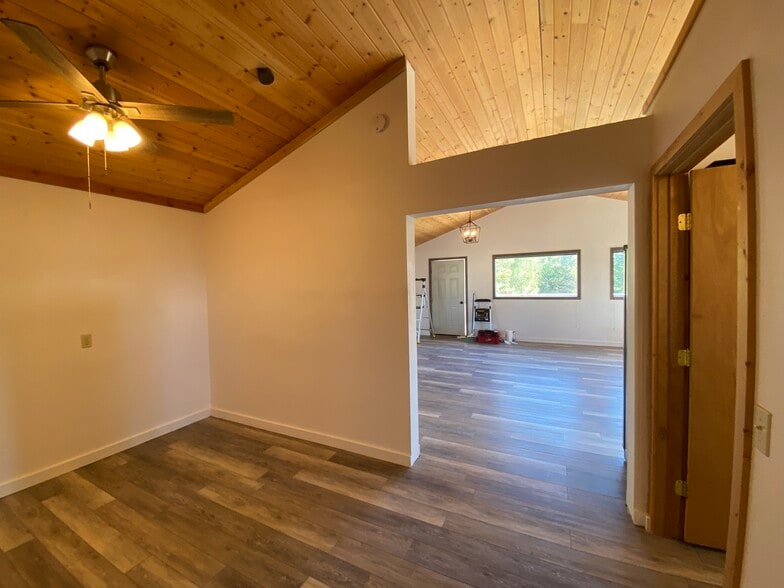 Bedroom - 1150 Hidden Ranch Rd