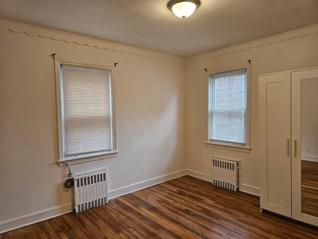 Building Photo - 42-07 Clearview Expy