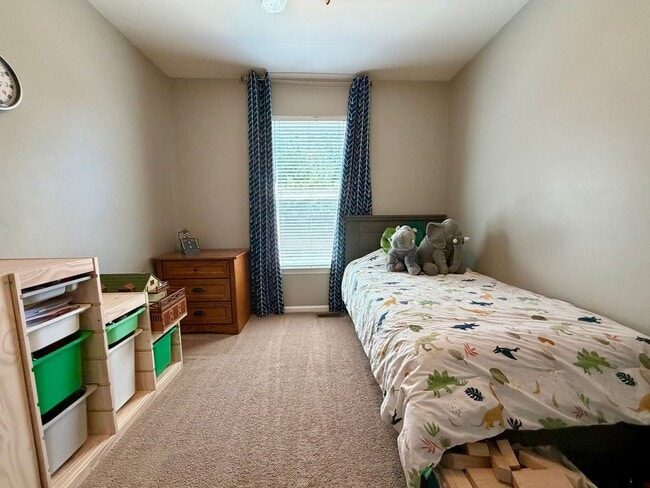 Building Photo - Stunning 3-Bedroom/2-Bathroom Townhouse in Perkasie! Available Mid July!