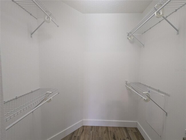 Building Photo - 6202 Gannetdale Dr