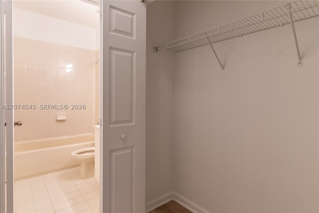 Building Photo - 1410 S Santa Catalina Cir