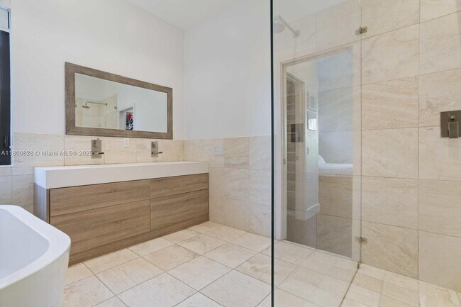 Building Photo - 1846 Harbor View Cir