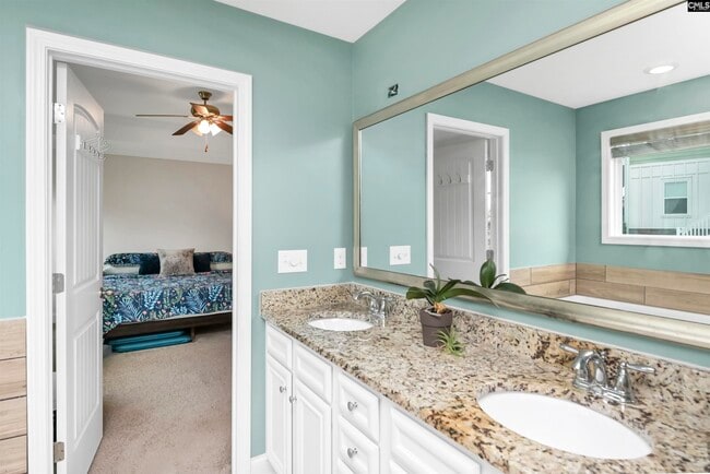 Building Photo - 368 Cabana Wy