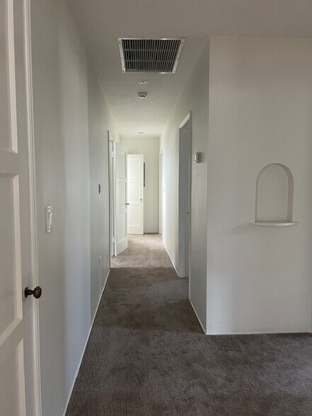 Building Photo - 45 Coronado Ave