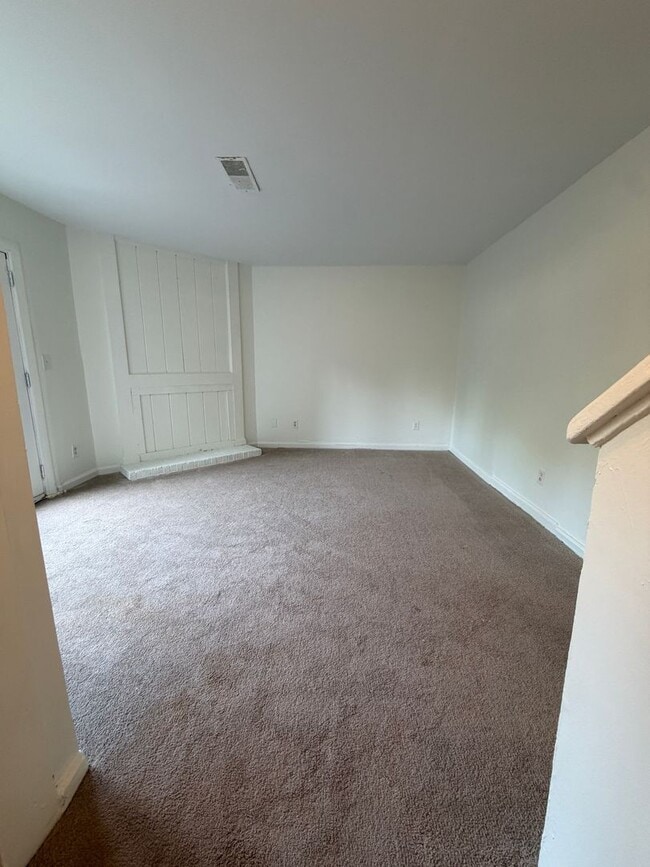Building Photo - 6126 Bent Tree Ct