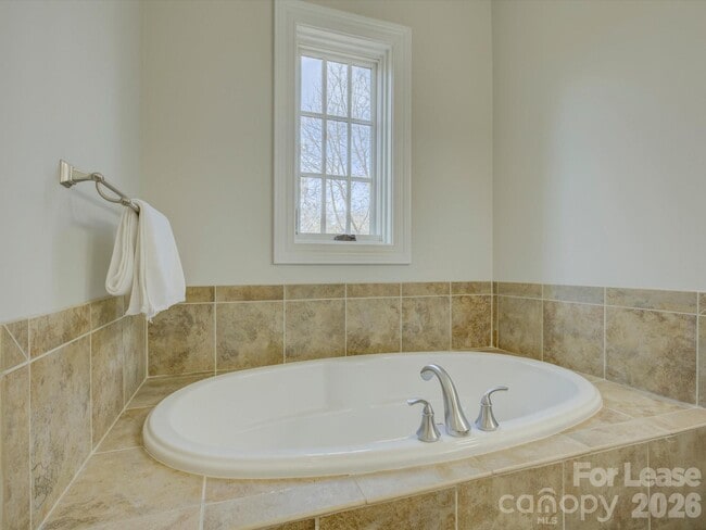 Building Photo - 3278 Park Rd