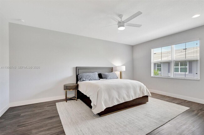 Building Photo - 4921 Pointe Midtown Way