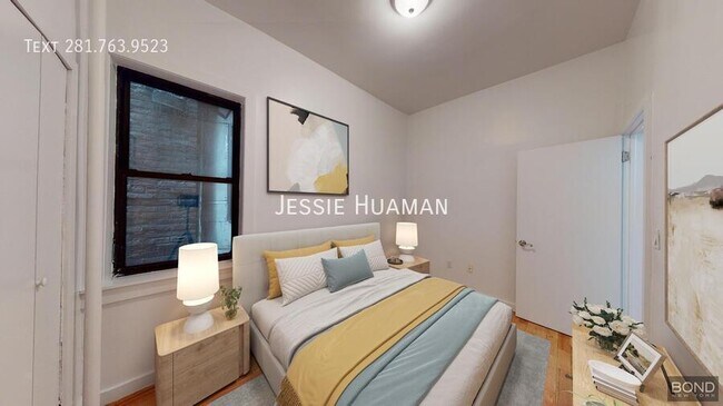 Building Photo - 1502 First Ave -3CD