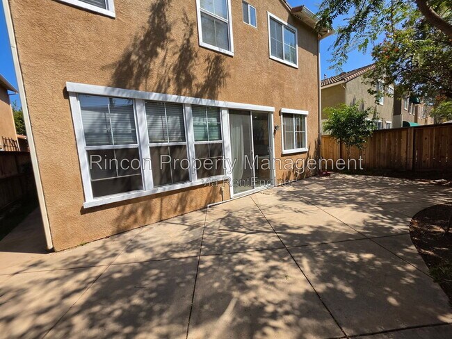 Building Photo - 2525 Villamonte Ct