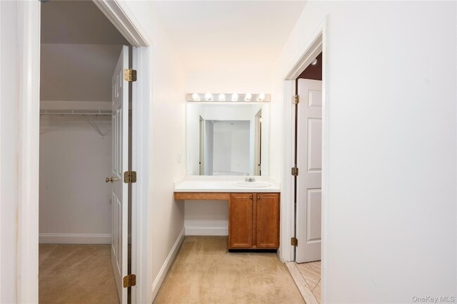 Building Photo - 46 McGuiness Ln