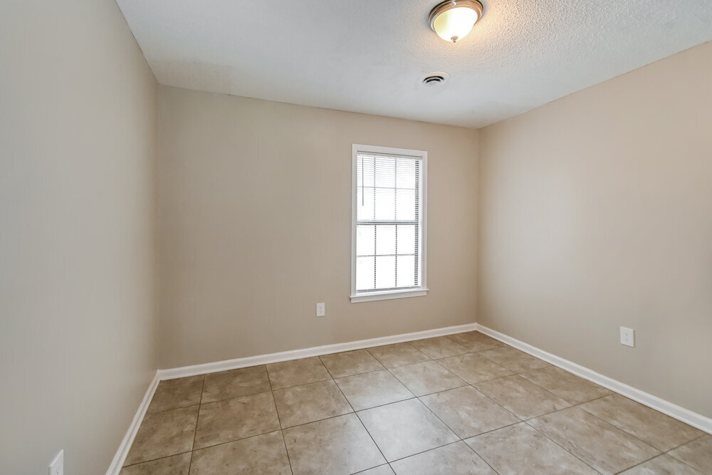 Building Photo - 5100 Barkshire Dr