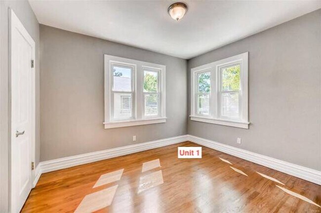 Building Photo - 1590 Tamarac St