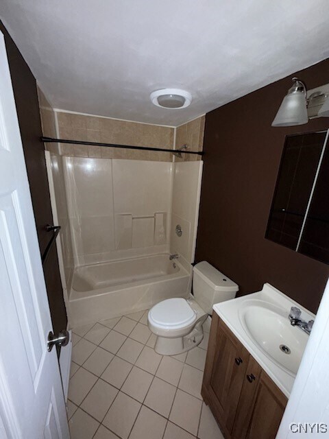 Building Photo - 325 Village Blvd N