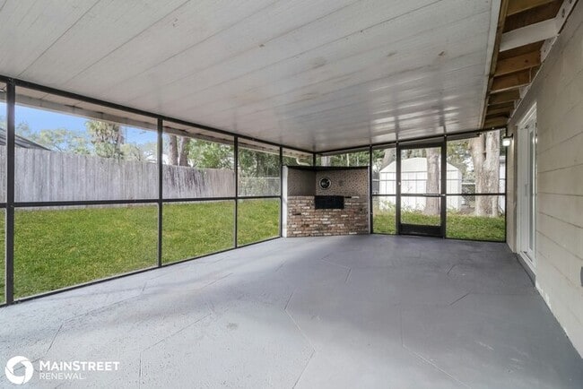 Building Photo - 173 Jay Dr