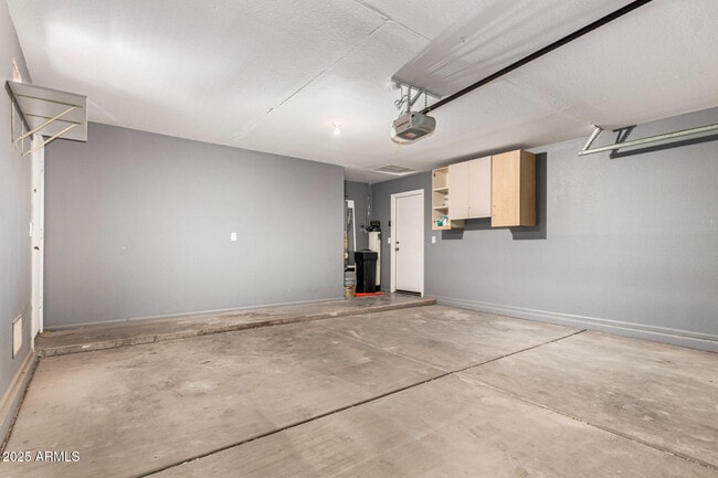 Building Photo - 29604 N Balmoral Pl