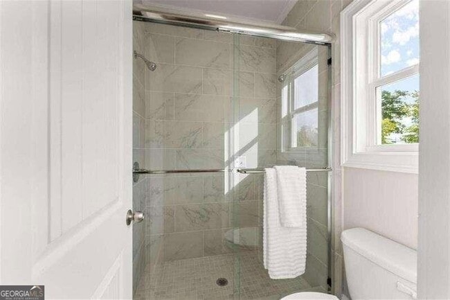 Building Photo - 502 Washington St NW