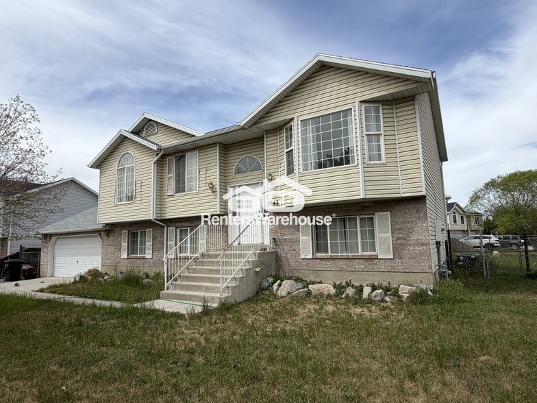 Building Photo - 1442 W 730 S St