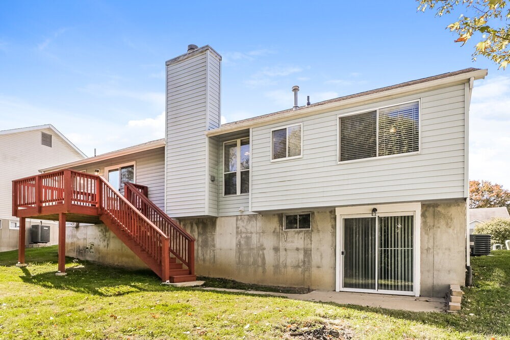 Building Photo - 1233 Colby Dr