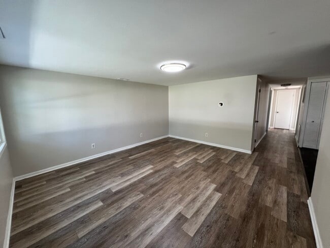 Building Photo - 26835 S Linden Ln