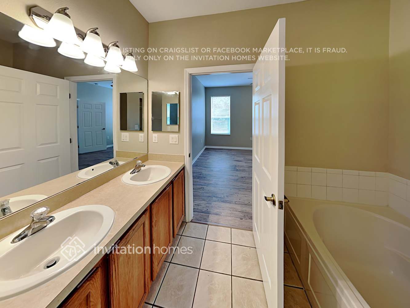 Building Photo - 555 Bluff Pass Dr