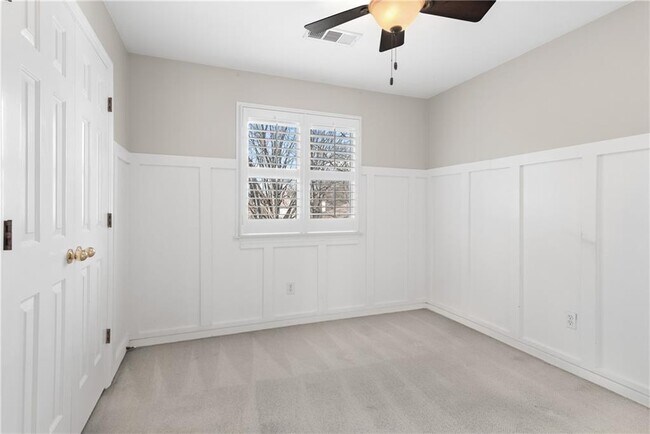 Building Photo - 12080 Greenmont Walk