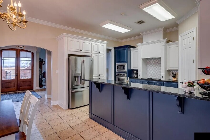 Building Photo - 110 Maison Dr