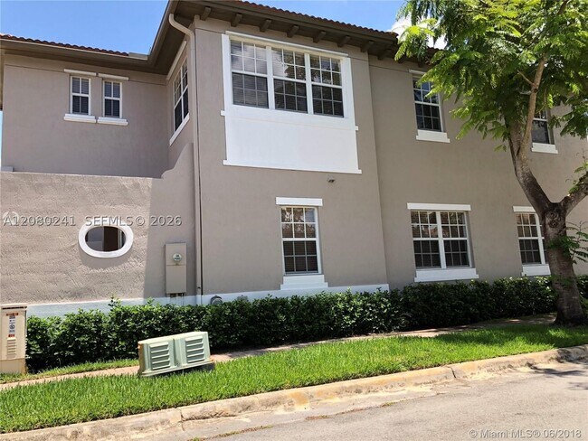 Building Photo - 634 SW 147th Ave