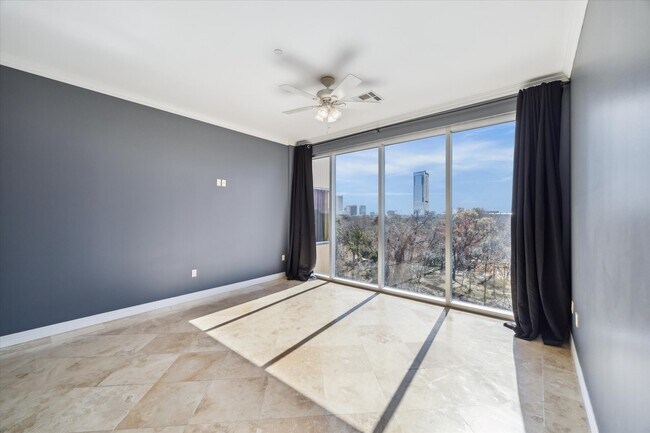 Building Photo - 2515 Washington Ave