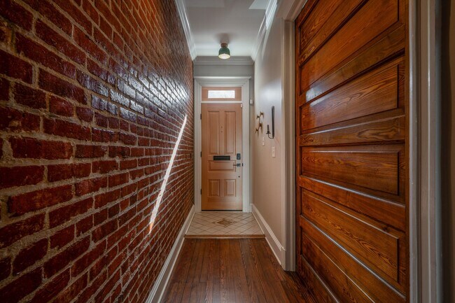 Building Photo - 31 Randolph Pl NW
