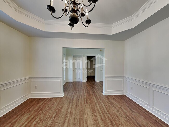 Building Photo - 2003 Monaco Ct